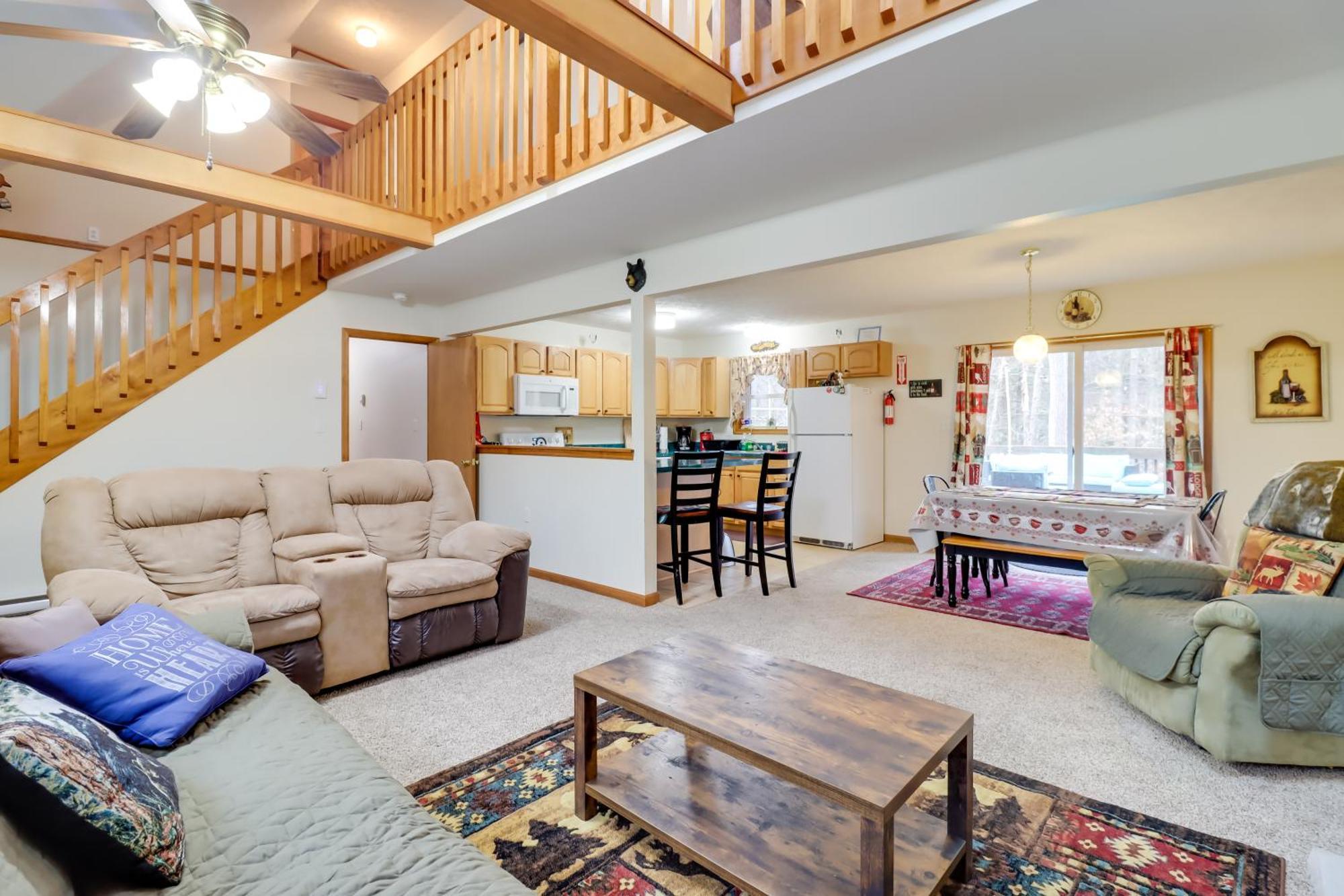 Pet-Friendly Pocono Lake Oasis With Hot Tub! Exterior foto
